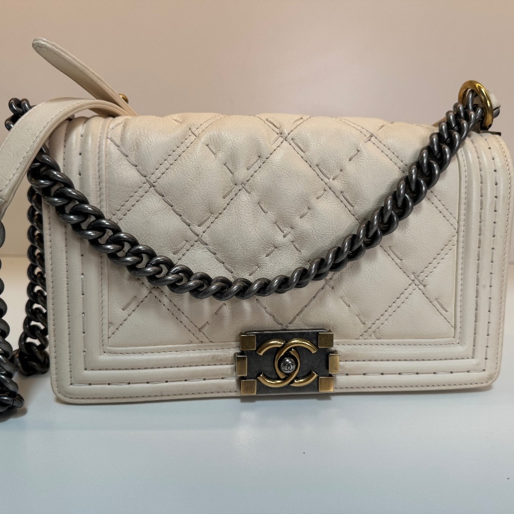 Authentic Chanel Boy Bag Medium In Ivory